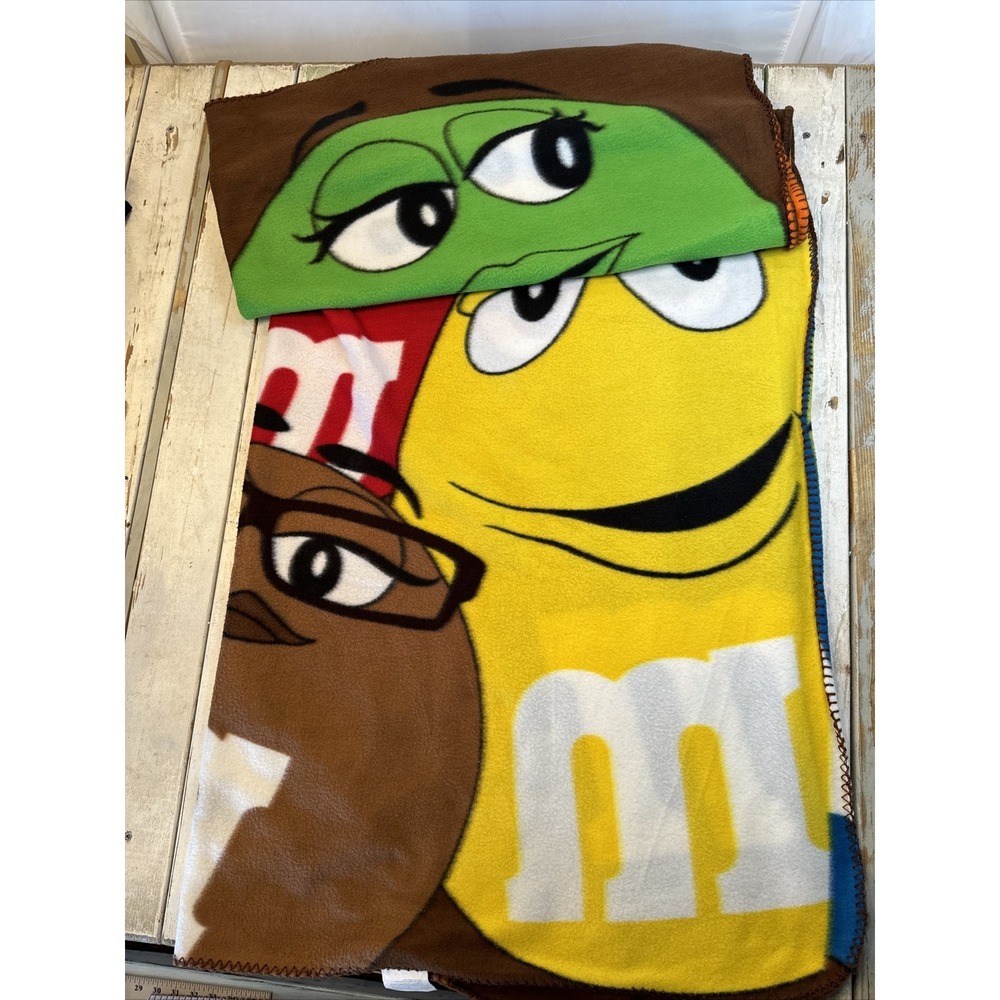Mars 2013 M&M's World Fleece Throw Blanket Multicolor 6 Characters 60" x 50"